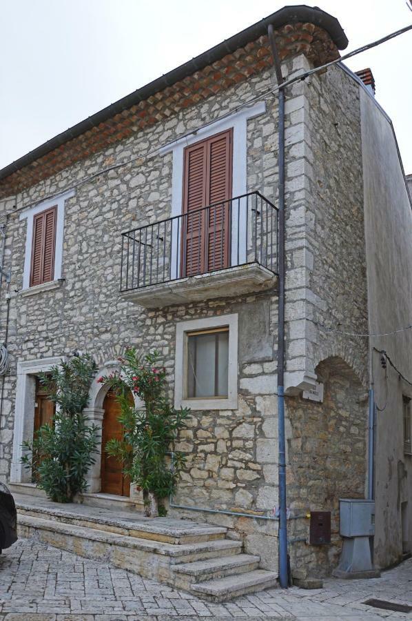 La Casa Di Zia Nina Vila Campolattaro Exterior foto